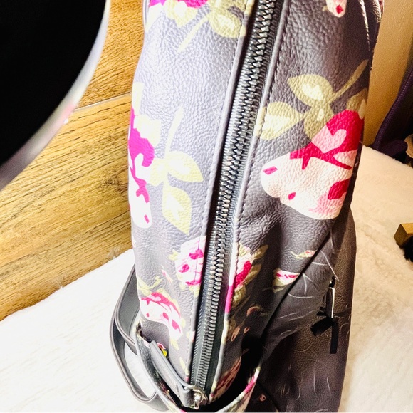 Betsey Johnson Backpack - Picture 4 of 12
